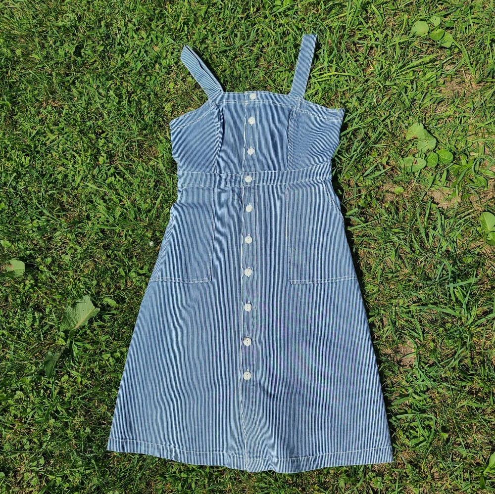 NWOT💙button down pinstripe dress with pockets